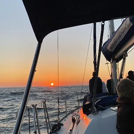 Amazing Experiences- Sunset And 비아나도카스텔로